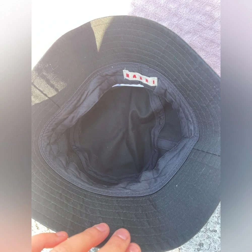 NWOT MARNI Kids Embellished Bucket Hat in Cotton, in Size 2 or 8-10 years old